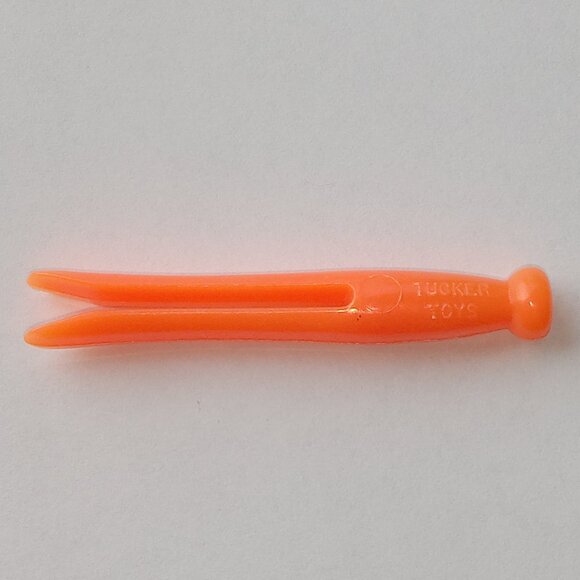 🎯 10 for $12 / Tucker Toys Miniature Doll Accessory Orange Clothespin - Picture 9 of 11